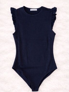 Mangopop Navy Ruffle Sleeve Bodysuit Women’s Medium NWOT Chic Stretchy Top